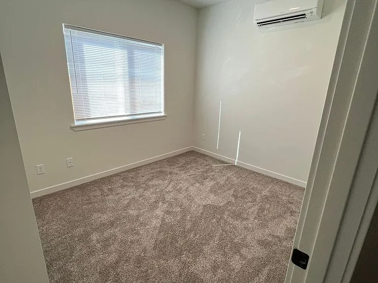 2518 N Benjamin Ln — Photo 16