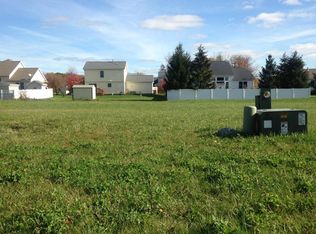 3873 Danbridge Dr, Lansing, MI 48906