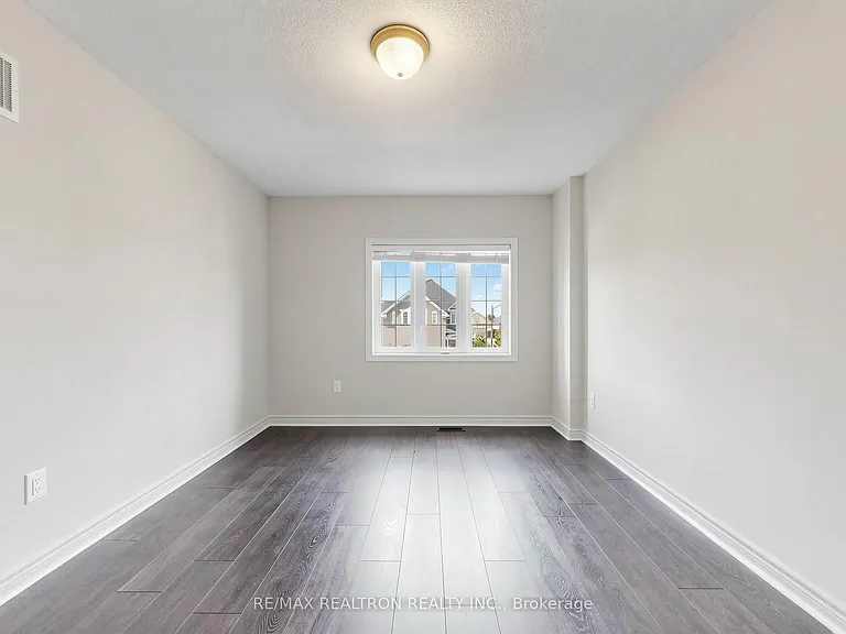59 Jevons Dr — Photo 29