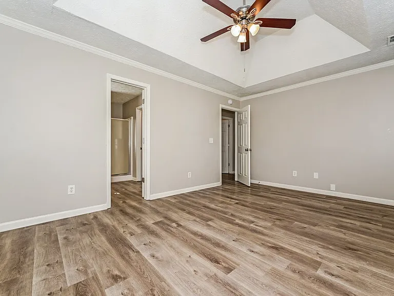 654 Highpoint Way — Photo 10