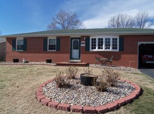 404 S Walnut St, Bethalto, IL