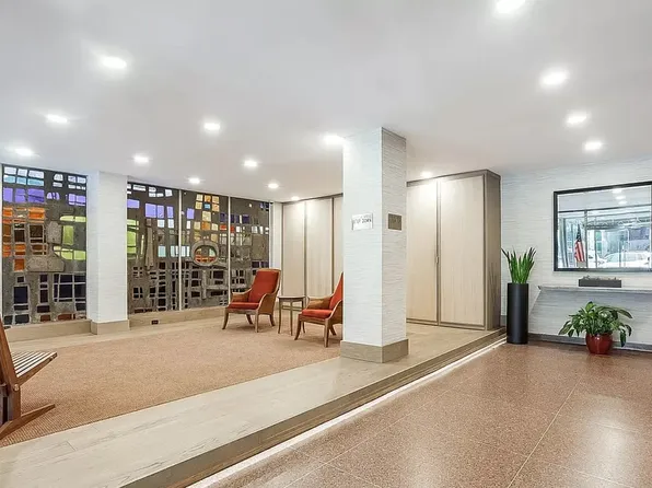 345 East 69th Street image 7 of 11