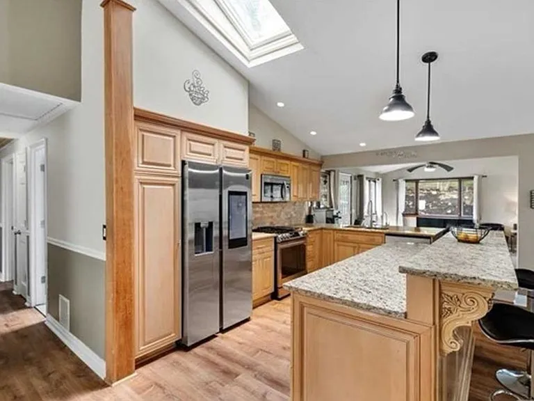 442 Wildwood Rd — Photo 10