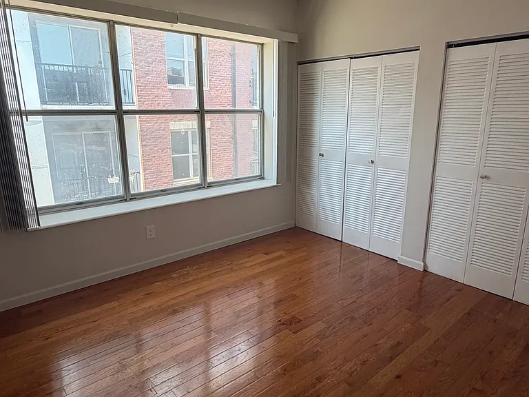 5535 Pershing Ave #31 — Photo 10