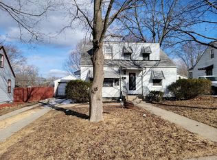 1220 S Sunset Ave, Rockford, IL 61102