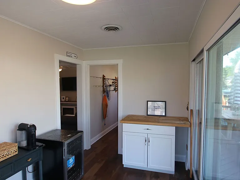 32 Lakeside Ln — Photo 17
