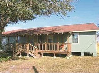 15098 Coon Rd, Winnie, TX 77665