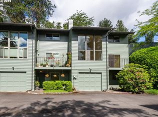 4427 Fox Hollow Rd APT 13, Eugene, OR 97405