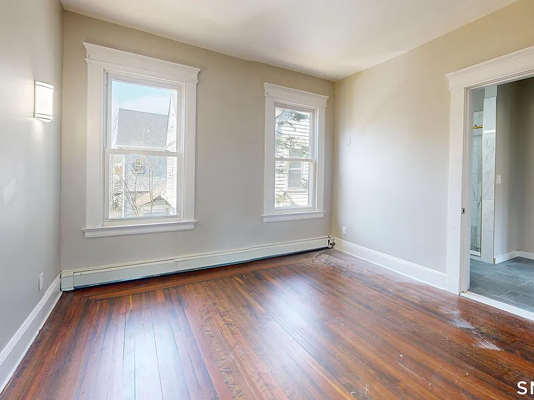 1616 Chapel St — Photo 12
