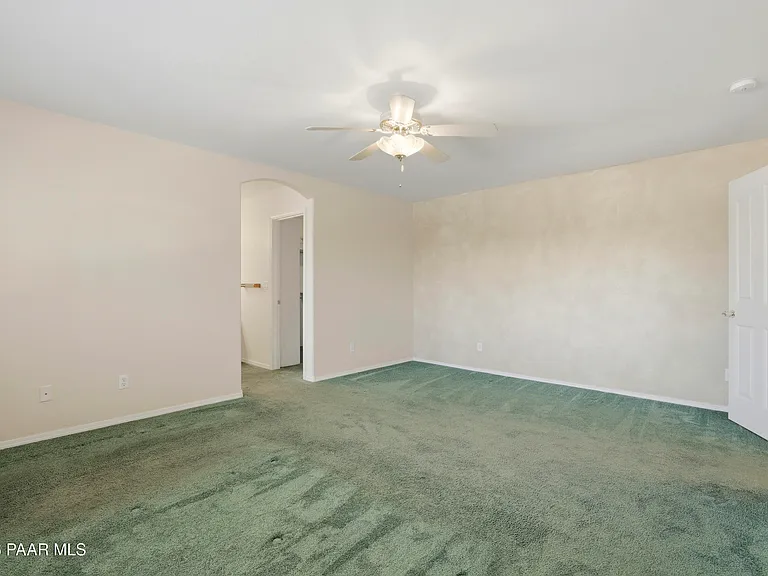 7451 Granite — Photo 10