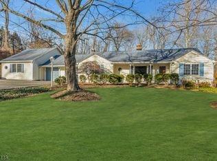 188 Mendham Rd E, Mendham, NJ 07945