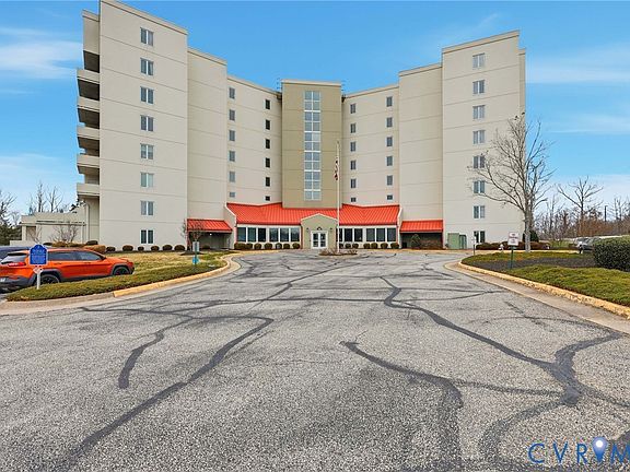 2nd image of 301 Beacon Ridge Dr Unit 804