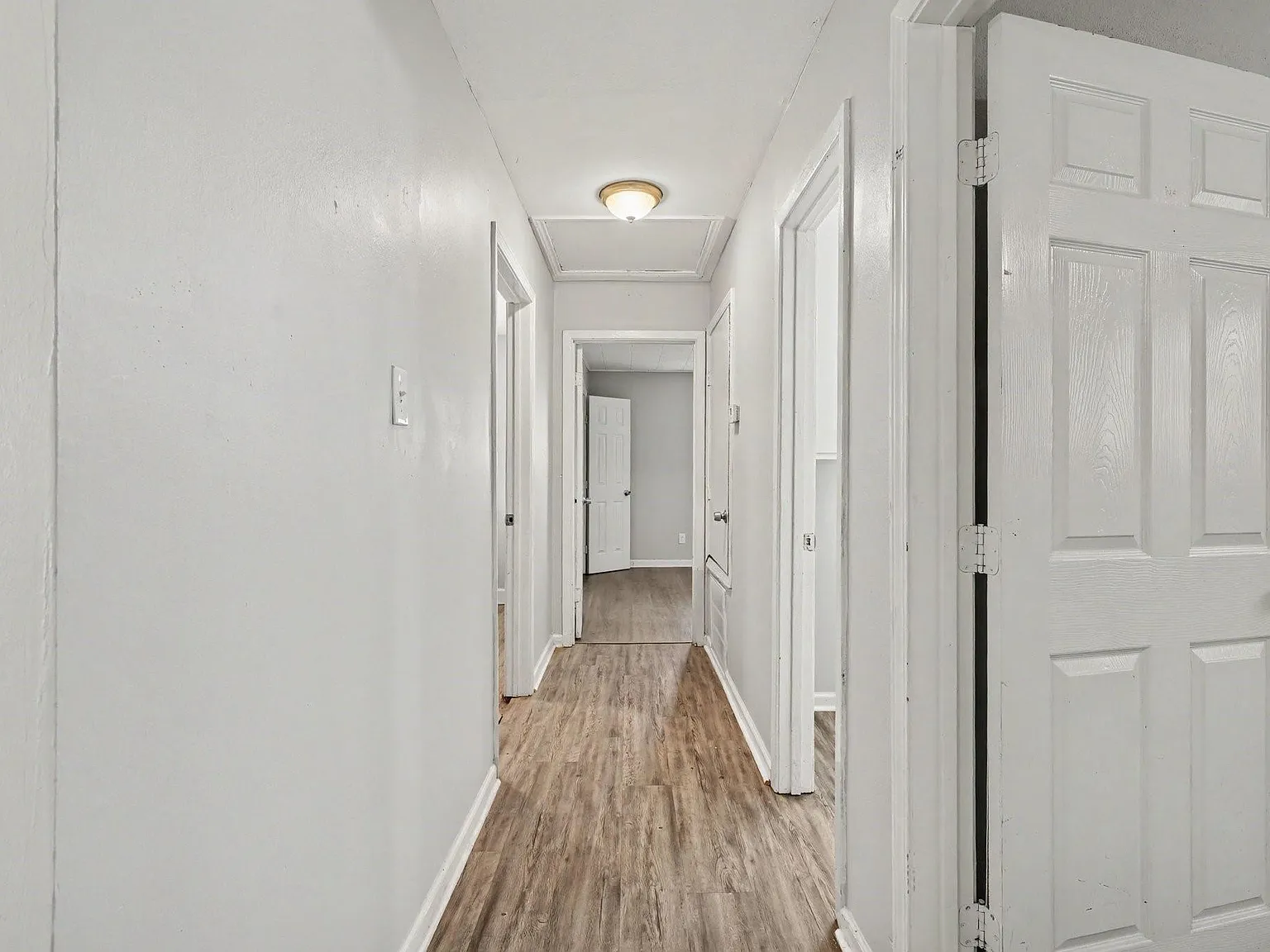 3 bed, 1.5 bath, 1288 sqft, $1,800 — Photo 3