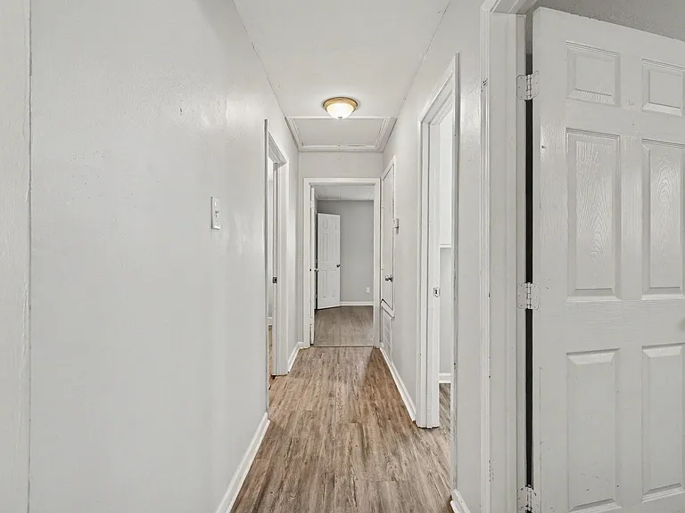 8807 Barton St — Photo 3