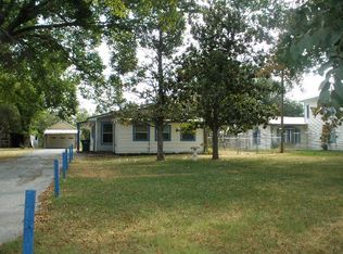 140 Waupoo Trl, Whitney, TX 76692