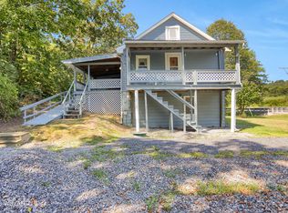 4305 Crossroads Dr, Lewisburg, PA 17837