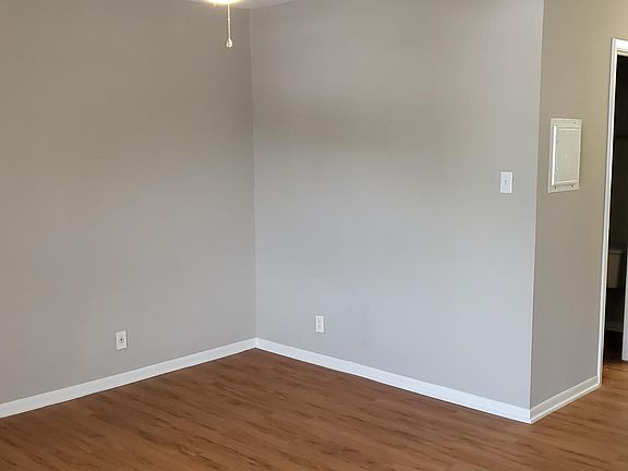 2nd floor Bedroom