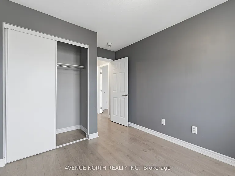 403 Gerardia Ln — Photo 24