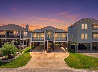 2116 Menard Ave, Seabrook, TX 77586
