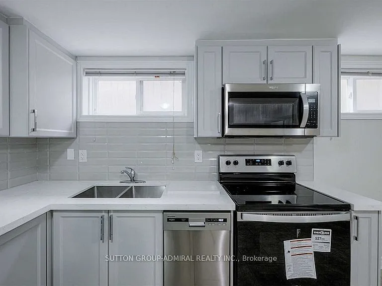 52 Farrell Ave #BASEMENT — Photo 16