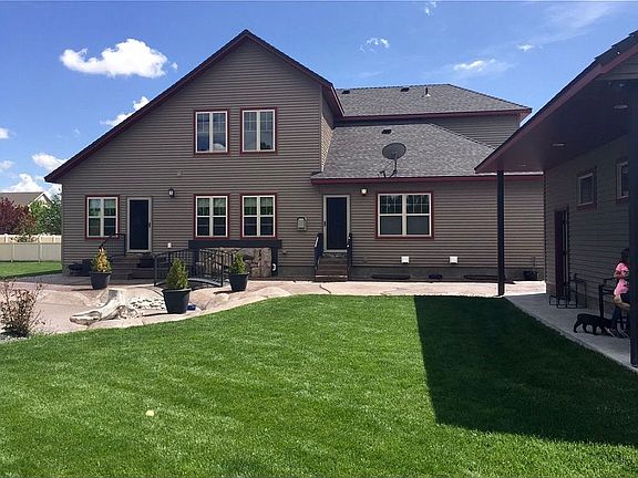 2nd image of 268 Stillwater Cir