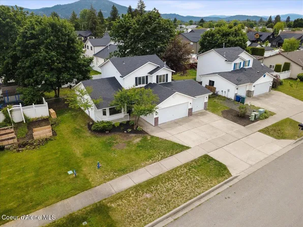 9166 N Entiate Dr, Hayden Lake, ID 83835