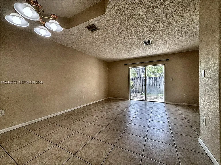 14391 SW 120th Ct #7 — Photo 2