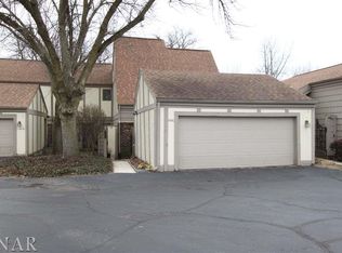 1301 Kingsridge Ct APT C, Normal, IL 61761