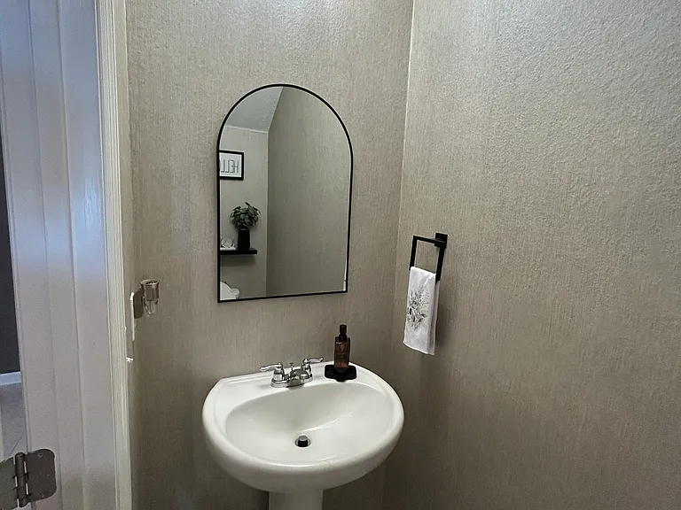 8752 Sportsman Loop — Photo 4