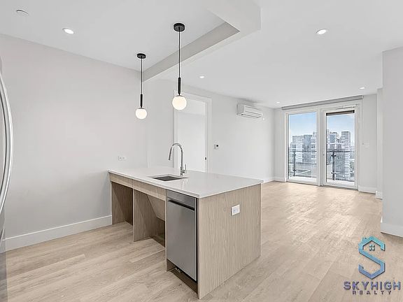 5th image of 43-25 52nd St #2I