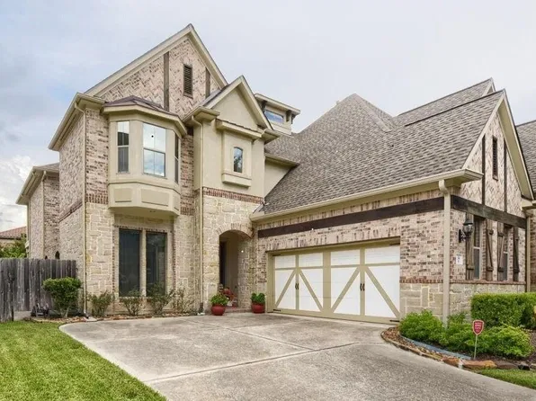 14 Knights Crossing Dr, The Woodlands, TX 77382