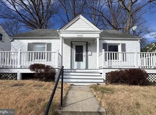 10626 S Dunmoor Dr, Silver Spring, MD 20901