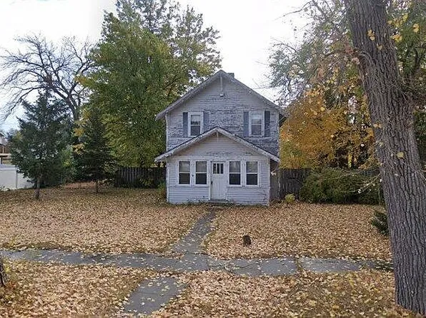 1105 4th St, Britton, SD 57430