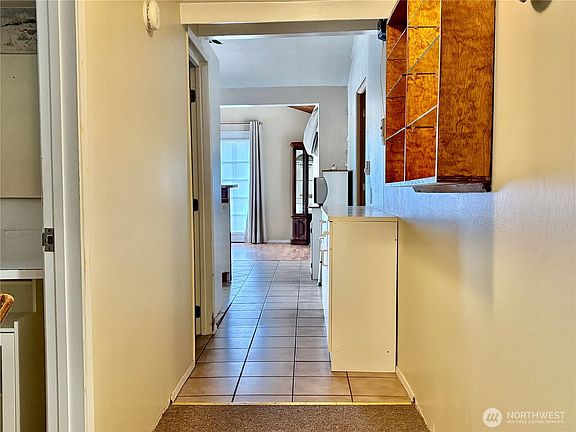 5th image of 1511 E 30th Street