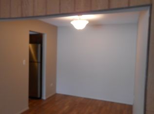 765 Terrace Ct APT 103, Elgin, IL 60120