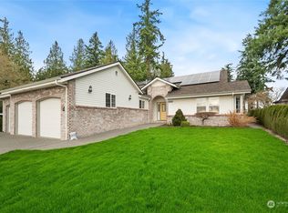 16445 Fairway Dr, Burlington, WA