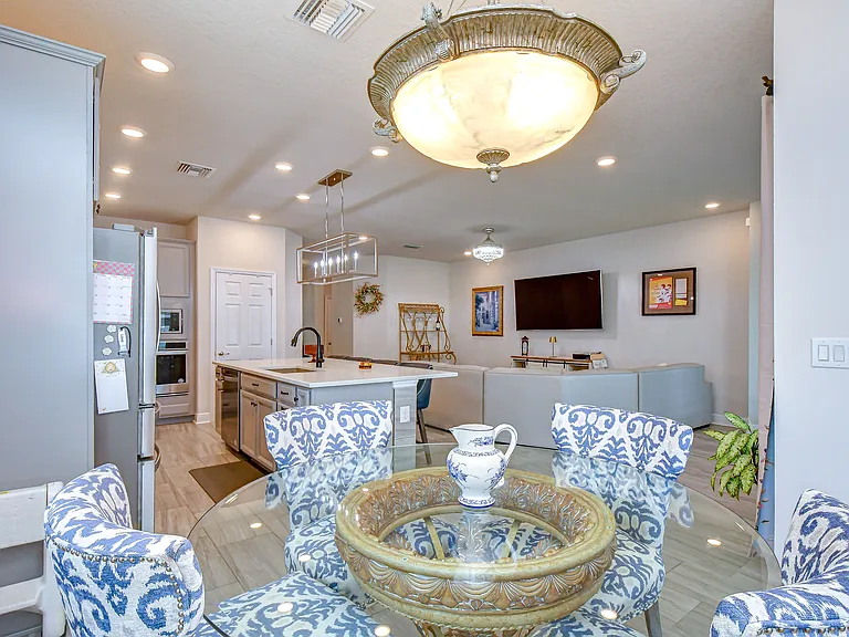 15371 Caravan Ave — Photo 10