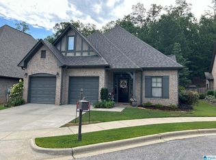 247 Courtside Dr, Birmingham, AL 35242