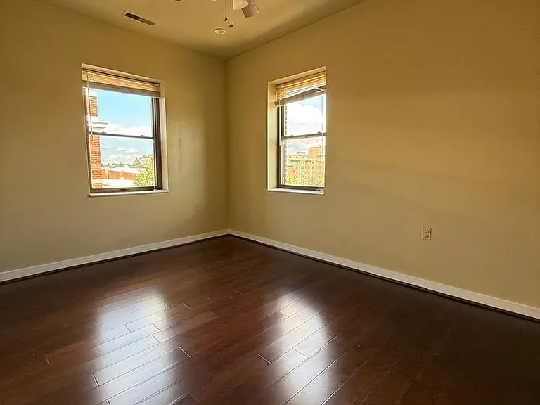 55 M St NW #401 — Photo 3
