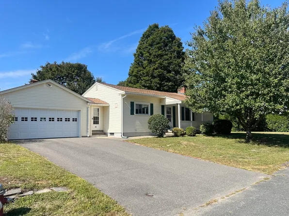 20 Dunton St, Montague, MA 01376