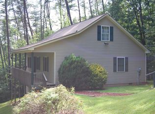 55 Hayne Rd, Sautee Nacoochee, GA 30571