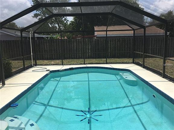 5th image of 5819 32nd Avenue Dr E