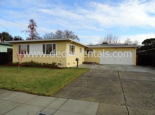 702 Corlano Ave, Santa Rosa, CA 95404