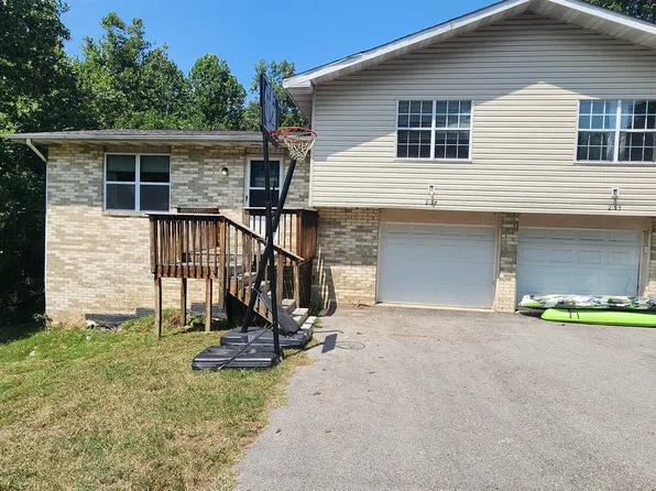 2105 & 2107 Driftwood Dr, Mountain Home, AR 72653