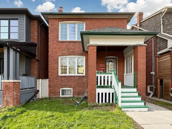 130 Elmer Ave, Toronto, ON M4L 3R8