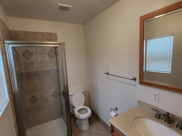 72121 Hatch Rd — Photo 4