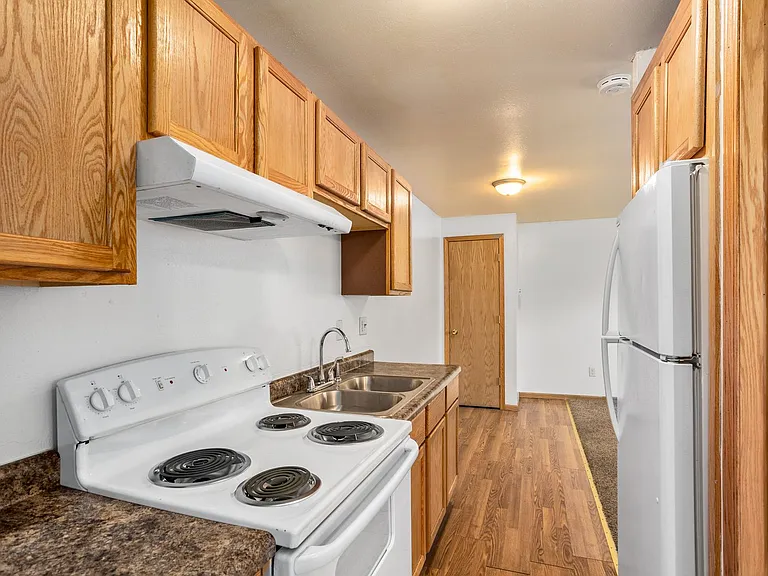 2216 Imperial Ln — Photo 6