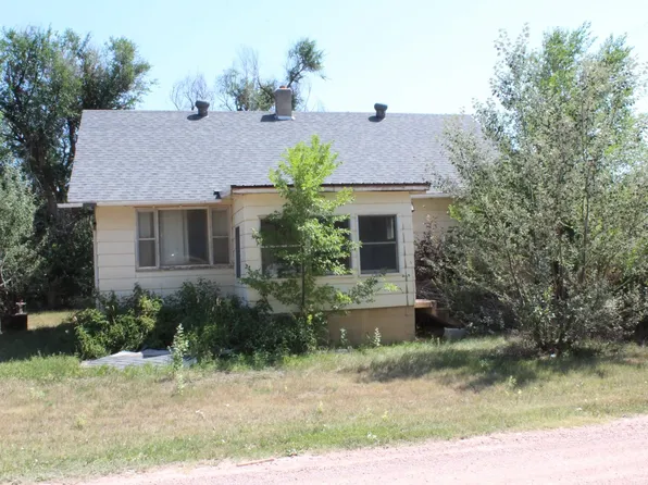 105 N 3rd St, Buffalo Gap, SD 57722