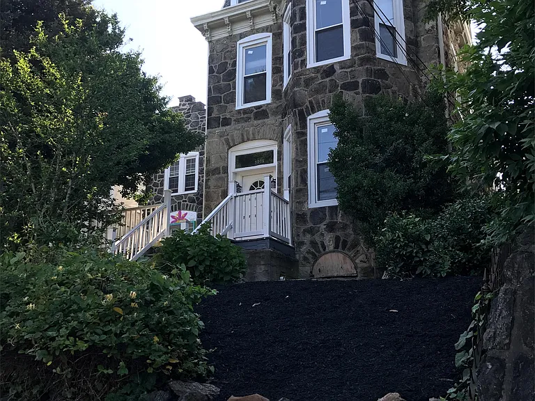 5205 Ridge Ave #B — Photo 2