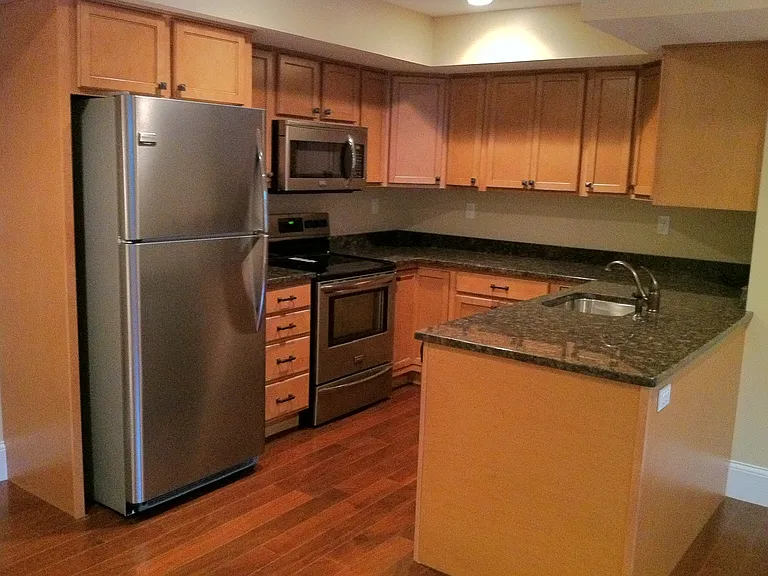 249 Islington St #2 — Photo 2